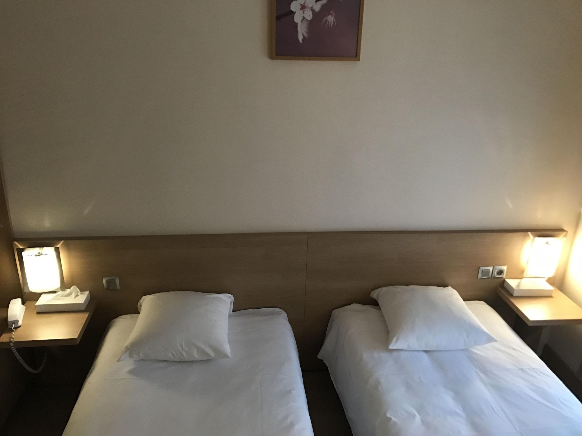 Tipi Hotel Paris Bagian luar foto