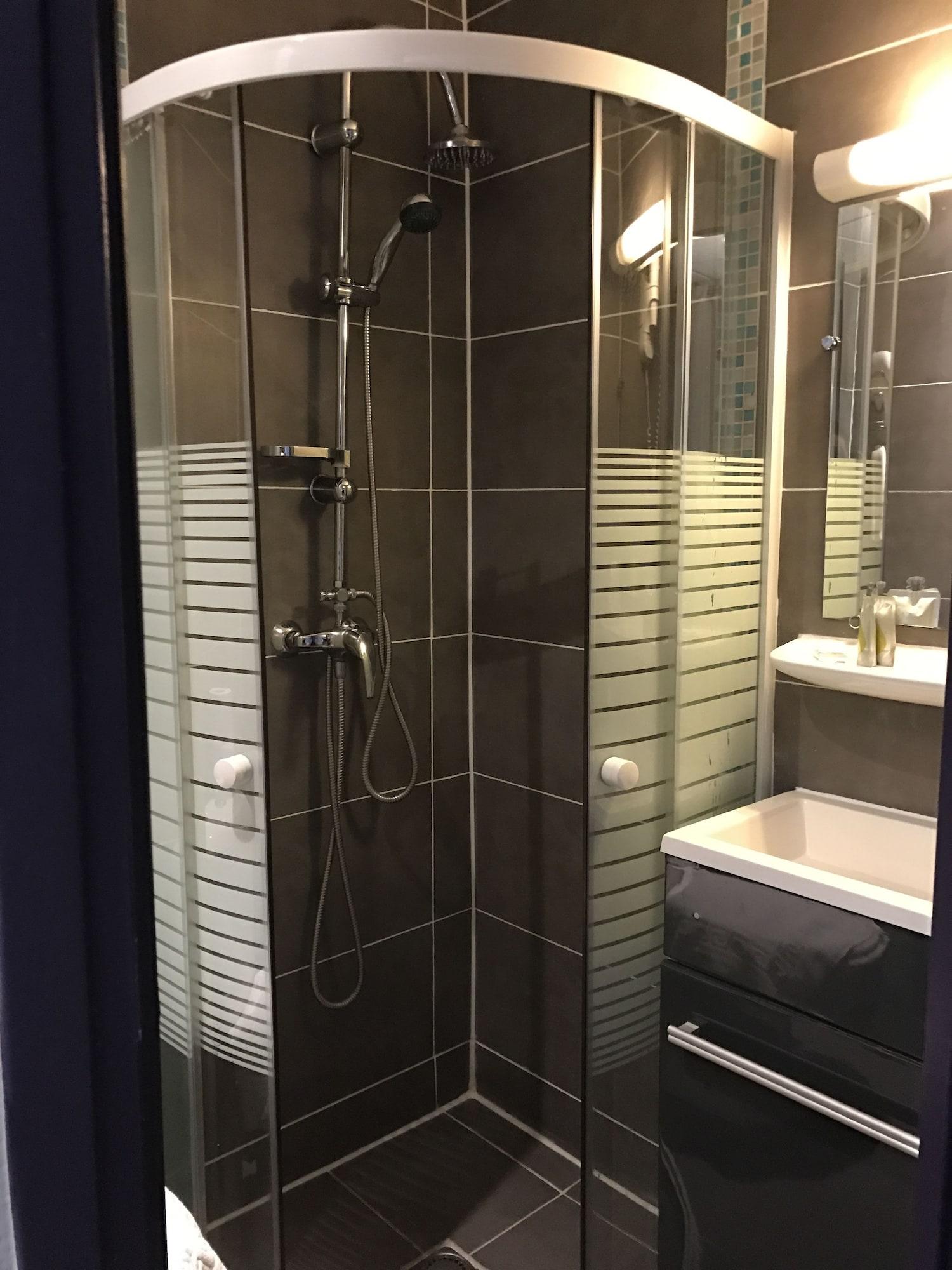 Tipi Hotel Paris Bagian luar foto