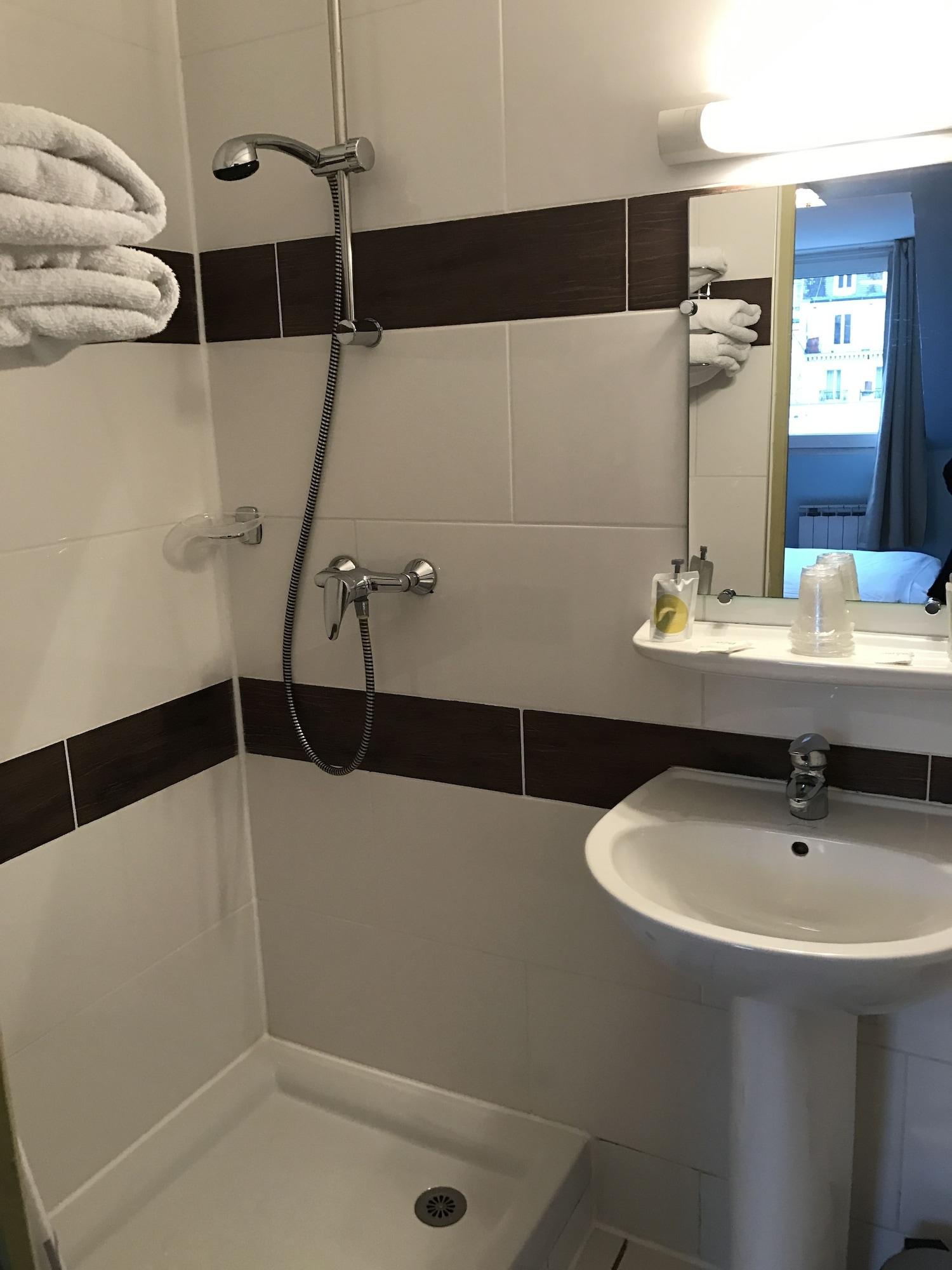 Tipi Hotel Paris Bagian luar foto