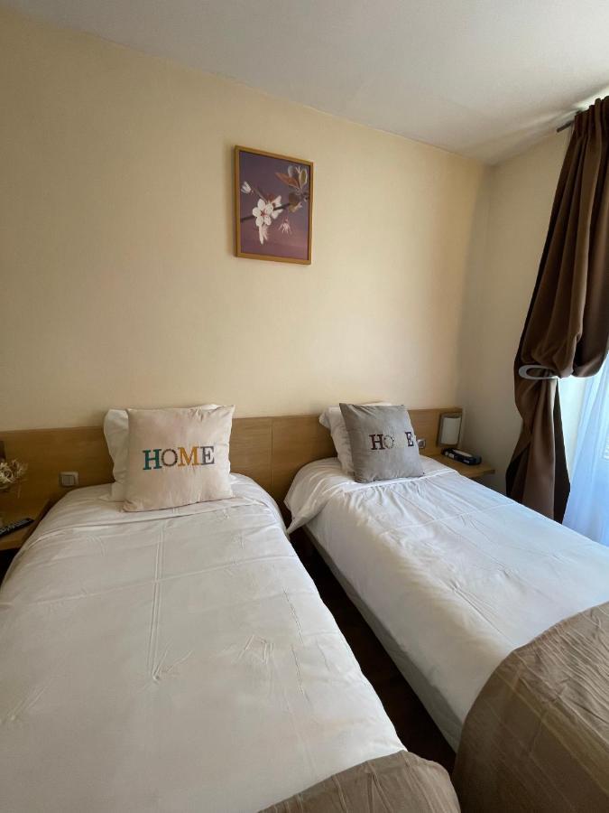 Tipi Hotel Paris Bagian luar foto