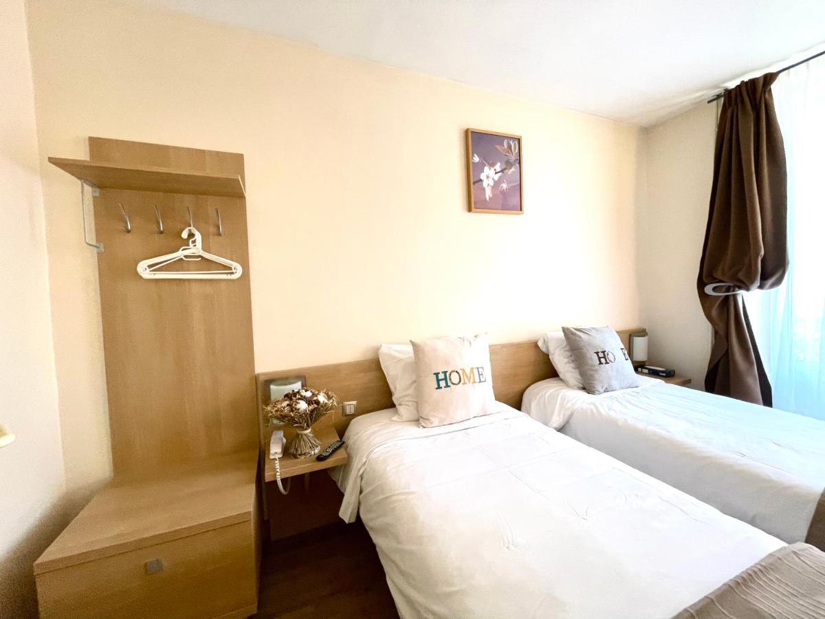 Tipi Hotel Paris Bagian luar foto